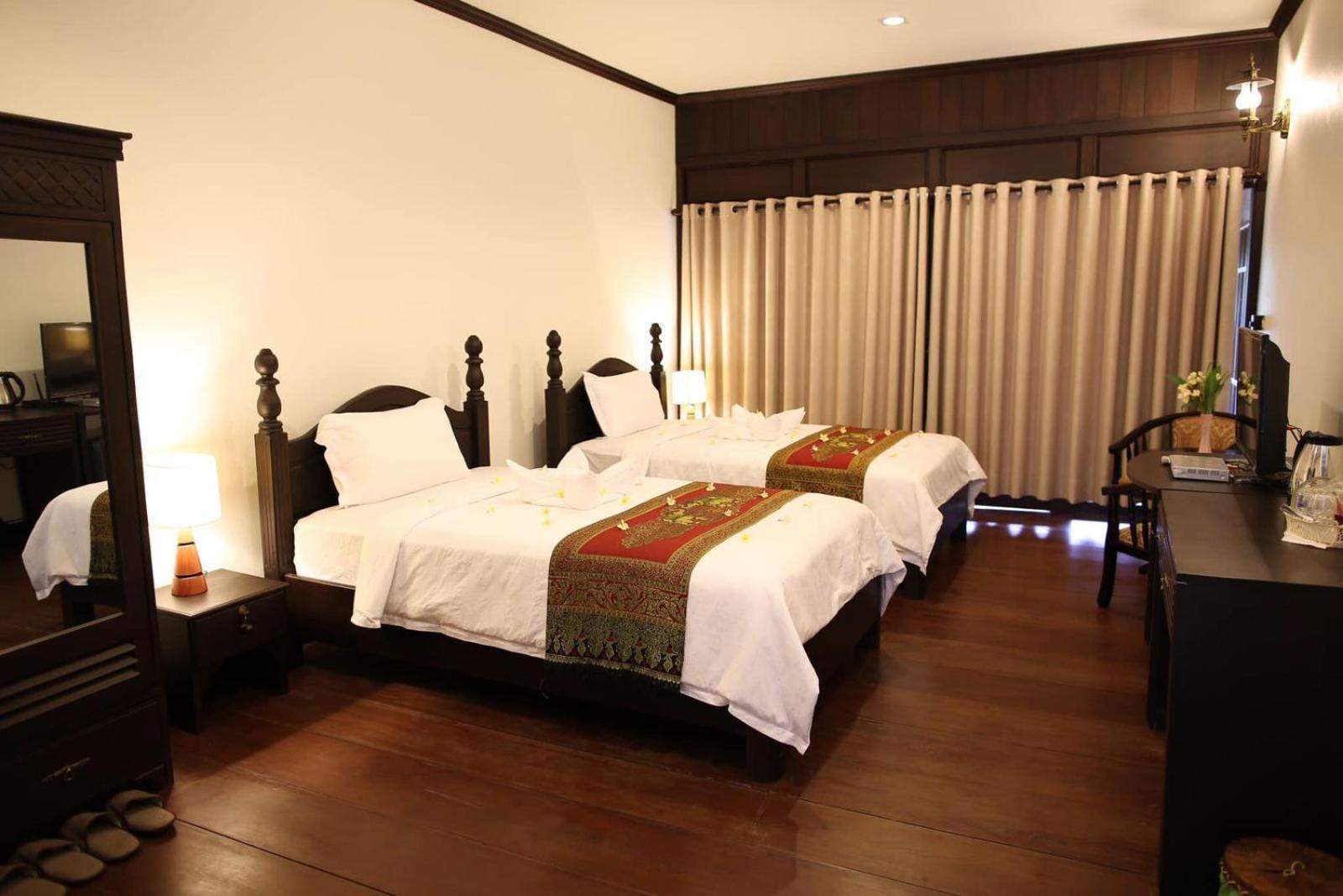 Phubachiang Golf & Resort Pakse Exterior photo