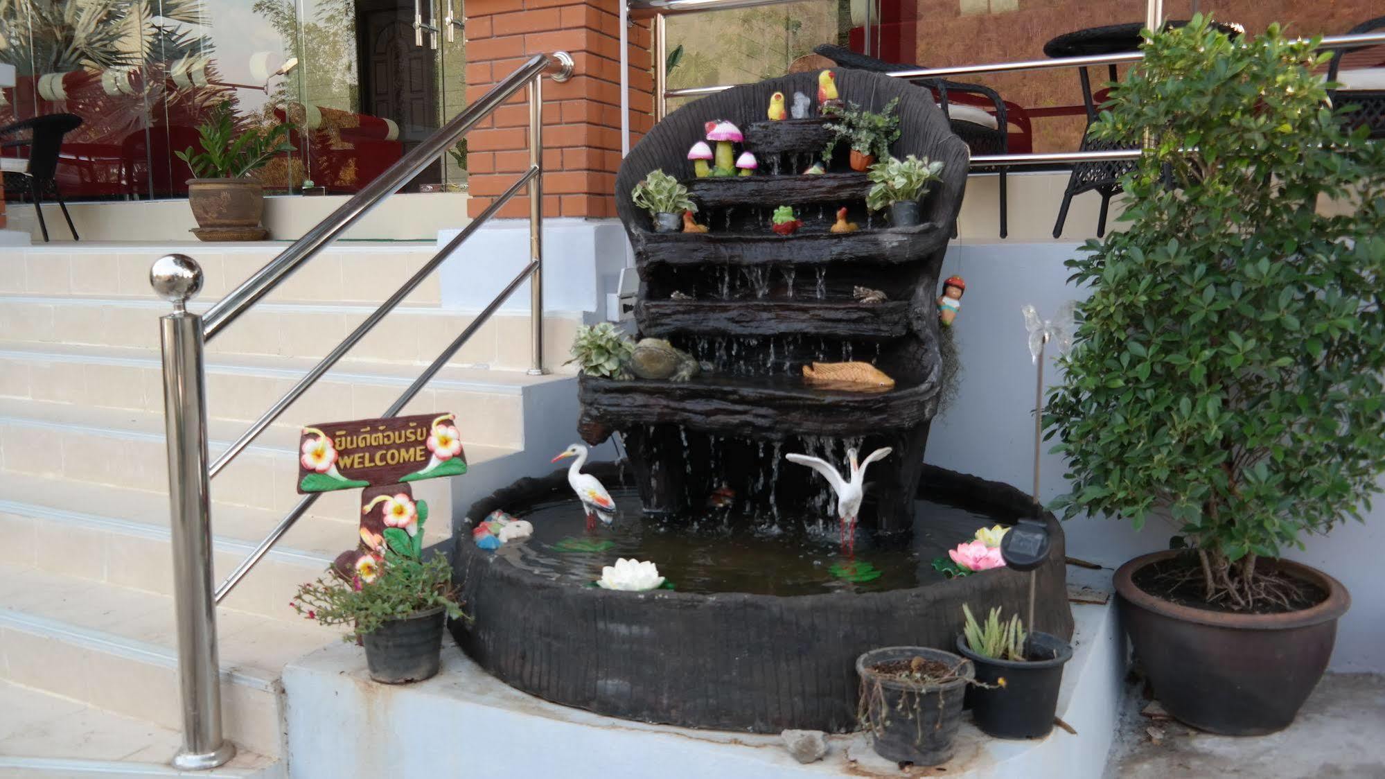 Phubachiang Golf & Resort Pakse Exterior photo